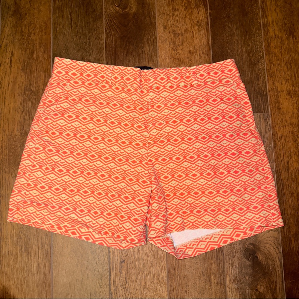 Banana Republic Women's Sz 2 Red Jacquard Diamond Print Shorts